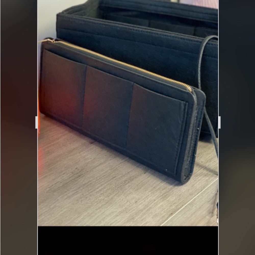 ISO: TOTE BAG ORGANZIER for the size Tote Bag with measurements of about 10x84.